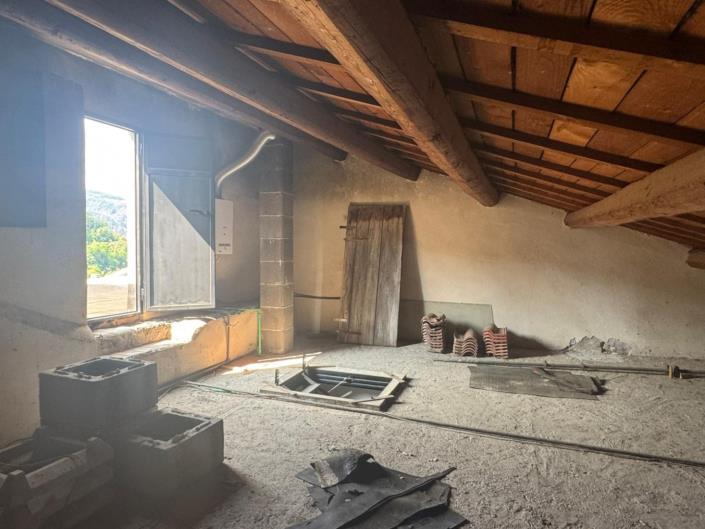 Image No.13-4 Bed Property for sale