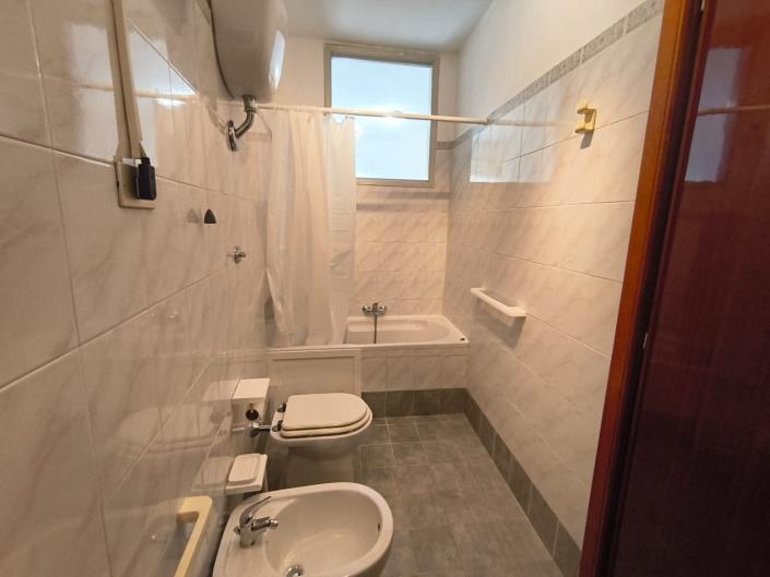 Image No.34-4 Bed Property for sale