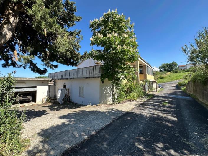 Image No.6-3 Bed Property for sale