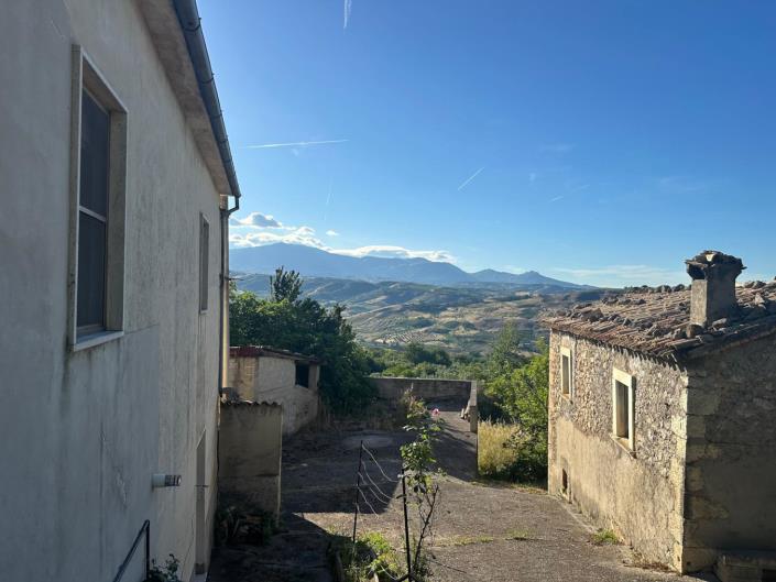 Image No.8-2 Bed Property for sale