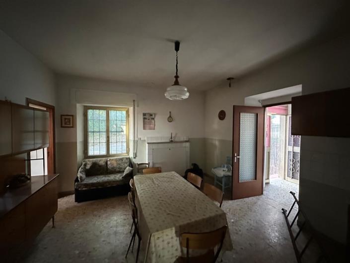 Image No.14-2 Bed Property for sale