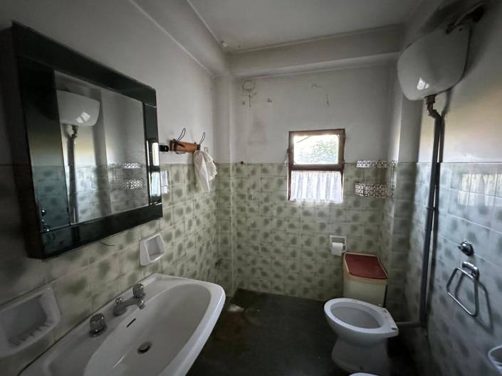 Image No.21-2 Bed Property for sale