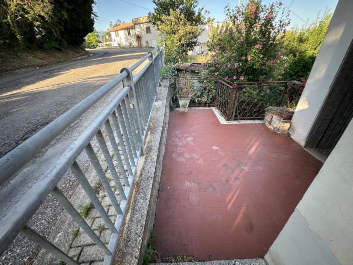 Image No.23-2 Bed Property for sale