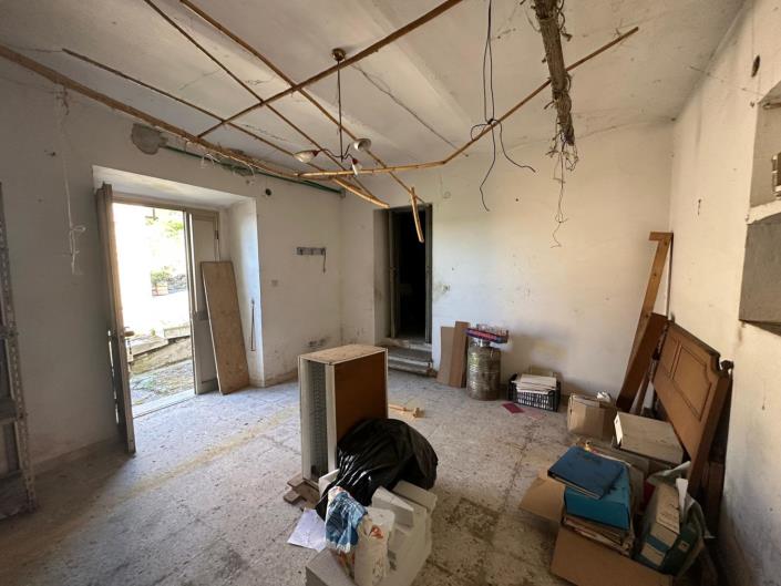 Image No.29-2 Bed Property for sale