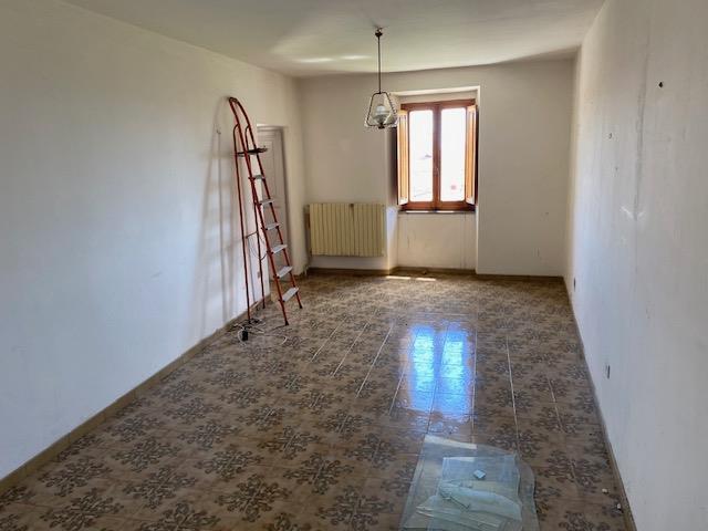 Image No.11-2 Bed Property for sale