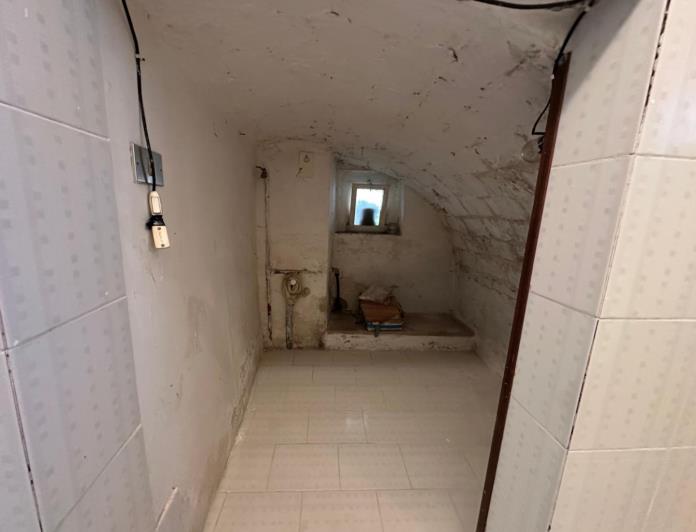 Image No.36-3 Bed Property for sale