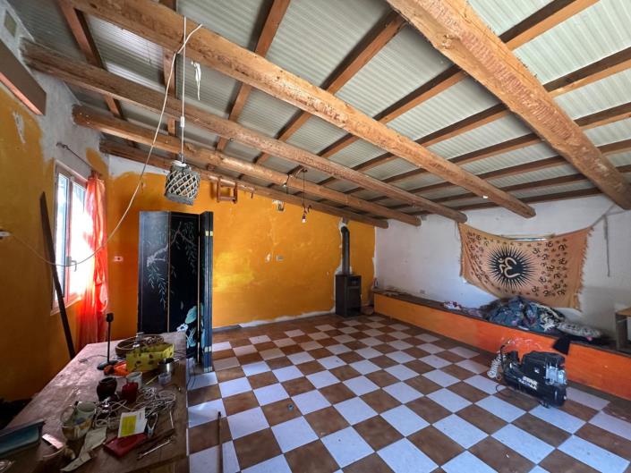 Image No.26-3 Bed Property for sale