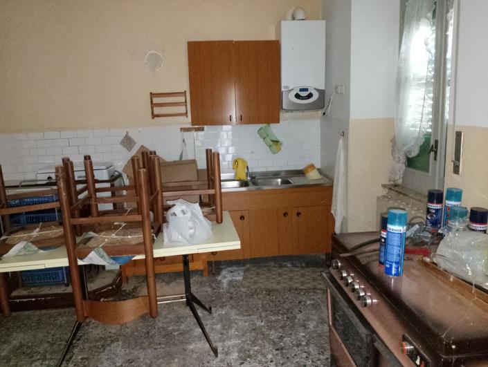 Image No.16-5 Bed Property for sale