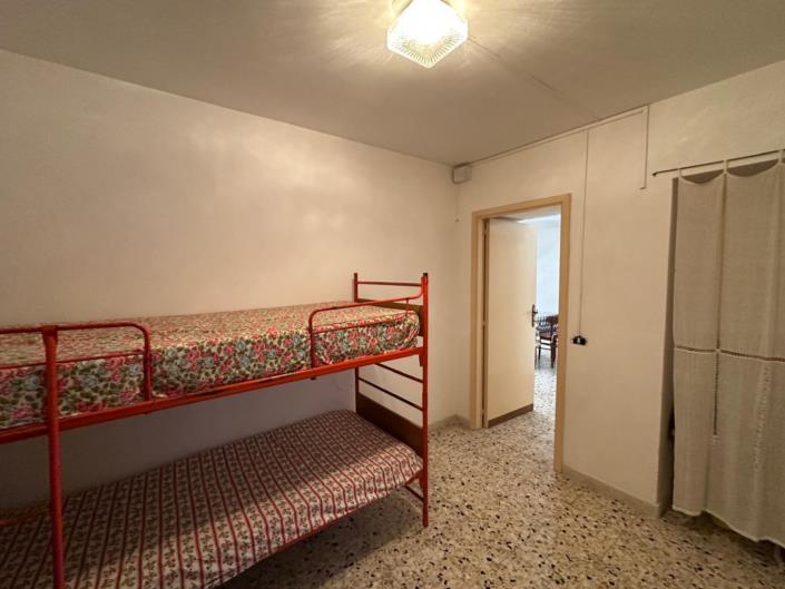 Image No.14-2 Bed Property for sale