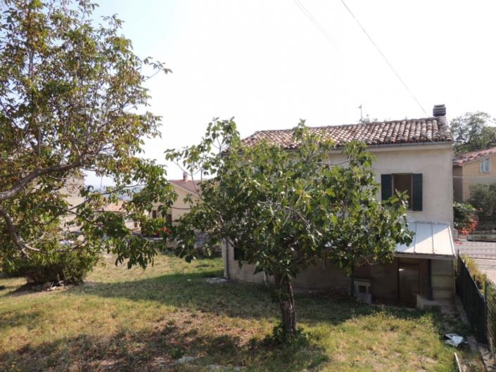 Image No.3-3 Bed Property for sale