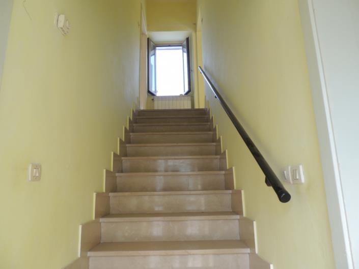 Image No.13-3 Bed Property for sale