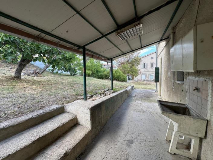 Image No.23-3 Bed Property for sale