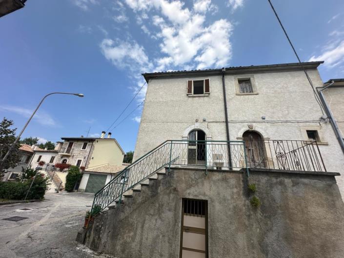 Image No.3-2 Bed Property for sale