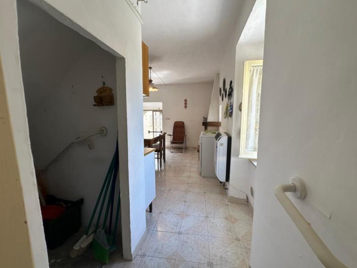 Image No.16-2 Bed Property for sale