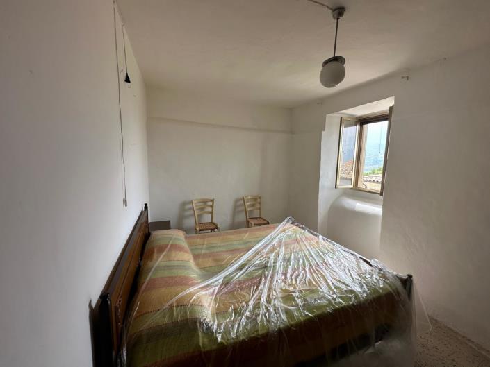 Image No.22-2 Bed Property for sale