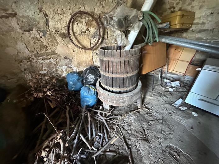 Image No.30-2 Bed Property for sale