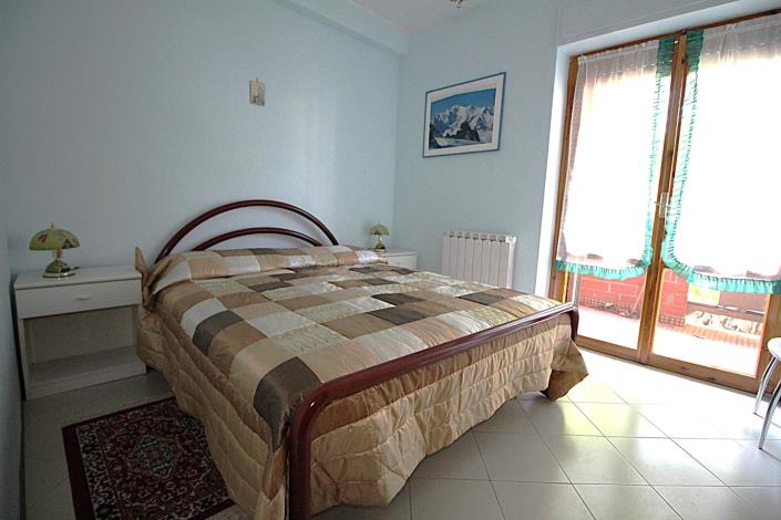 Image No.15-2 Bed Apartment for sale