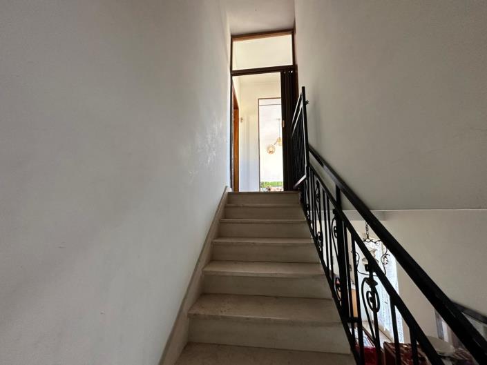 Image No.19-2 Bed House for sale