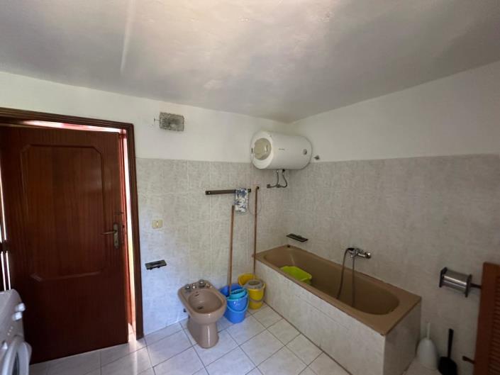 Image No.20-2 Bed Apartment for sale