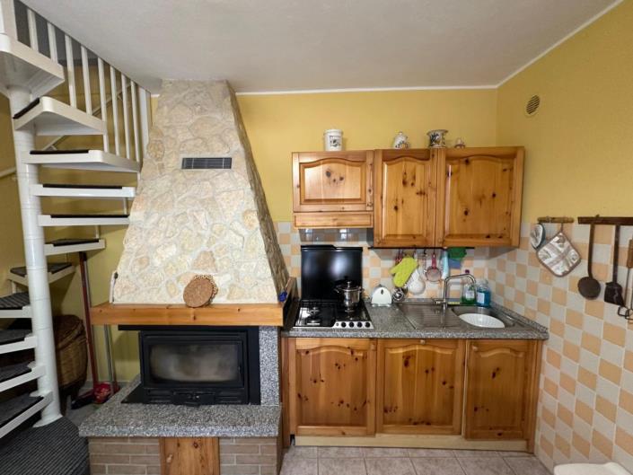 Image No.22-4 Bed Property for sale