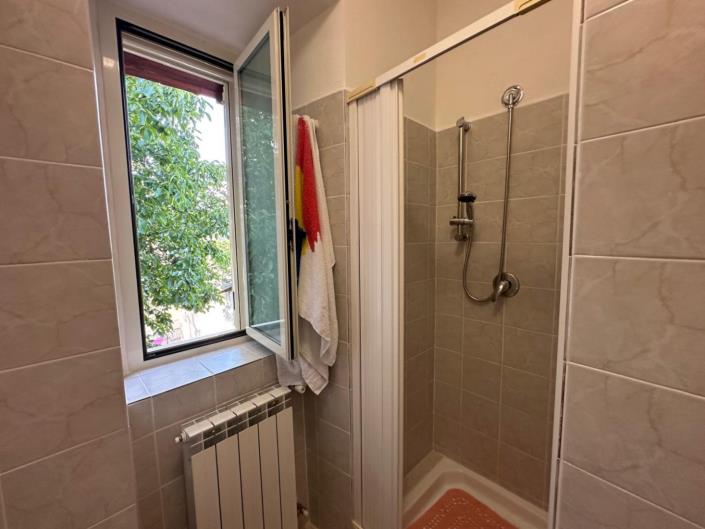 Image No.31-4 Bed Property for sale