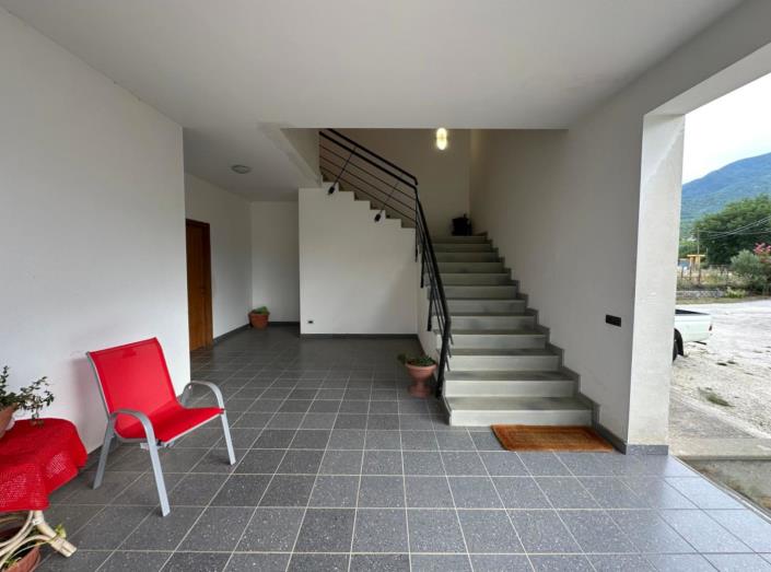 Image No.4-3 Bed Property for sale