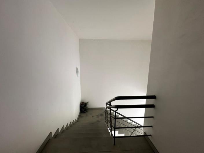 Image No.22-3 Bed Property for sale