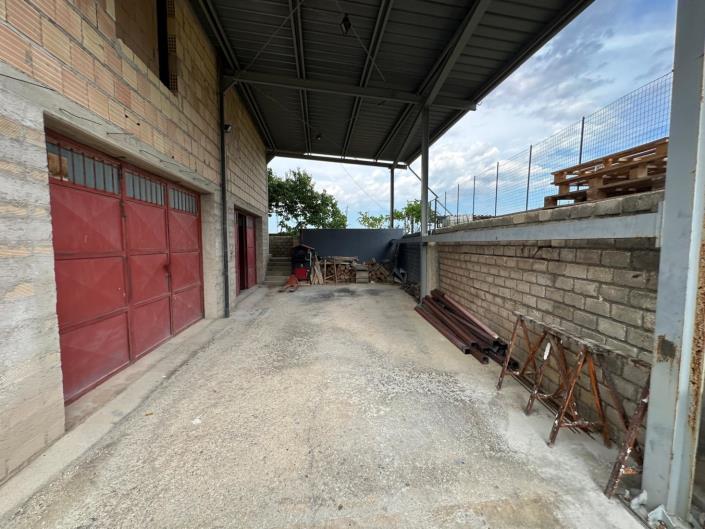 Image No.32-3 Bed Property for sale