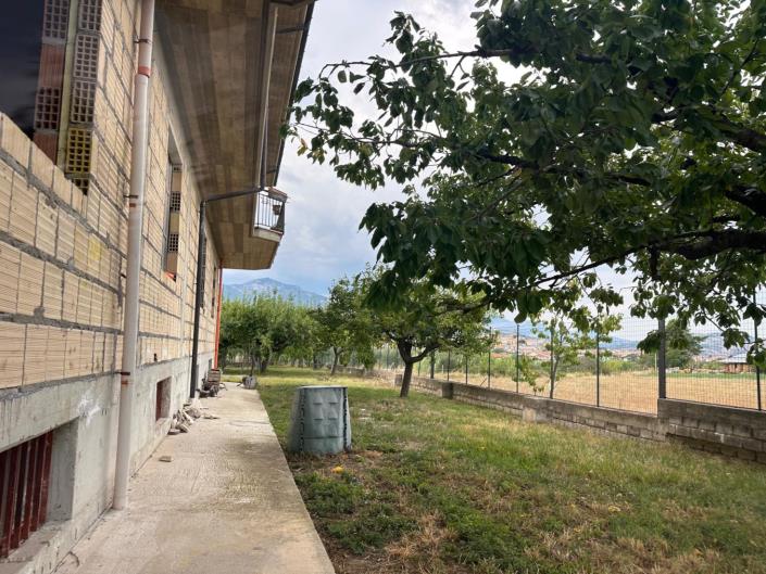 Image No.34-3 Bed Property for sale