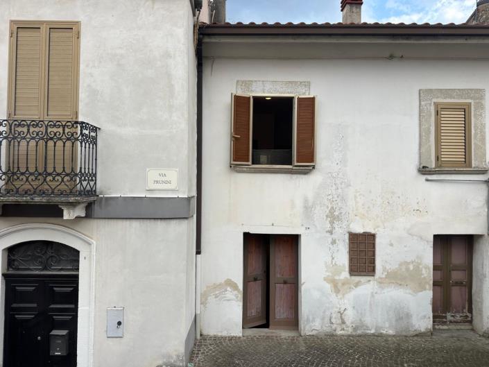 Image No.4-1 Bed Townhouse for sale