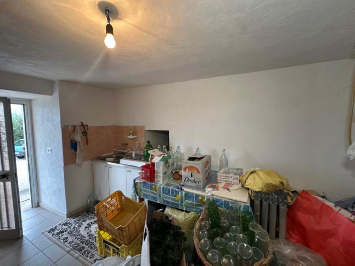 Image No.31-3 Bed Property for sale