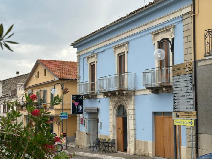 Image No.5-2 Bed Property for sale