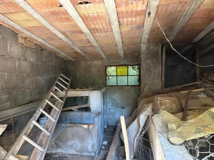 Image No.28-2 Bed Property for sale