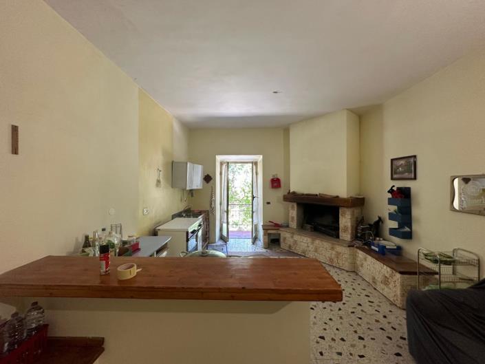 Image No.13-4 Bed Property for sale