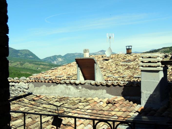 Image No.17-2 Bed Property for sale