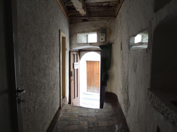 Image No.21-2 Bed Property for sale