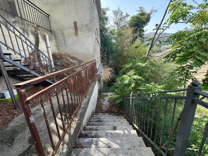 Image No.8-2 Bed Property for sale