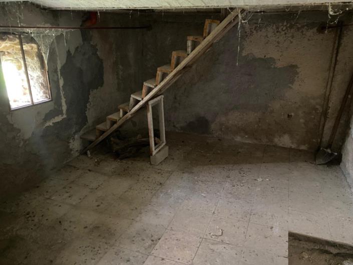 Image No.29-2 Bed Property for sale