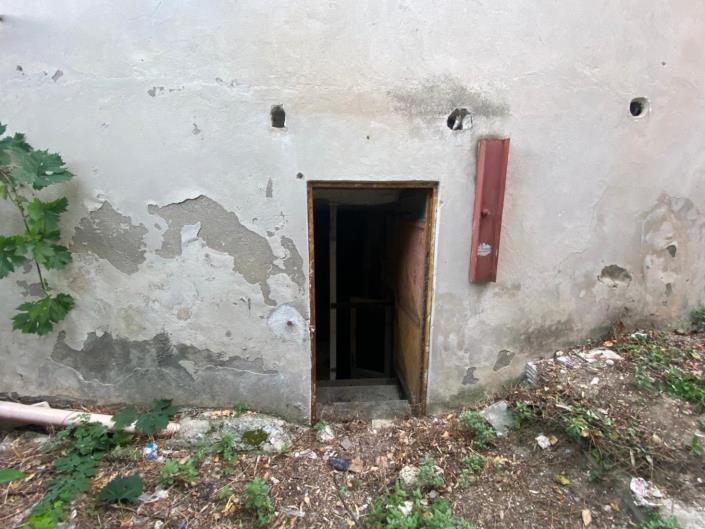 Image No.33-2 Bed Property for sale