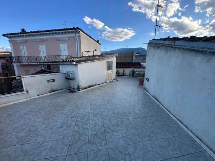 Image No.26-2 Bed Apartment for sale