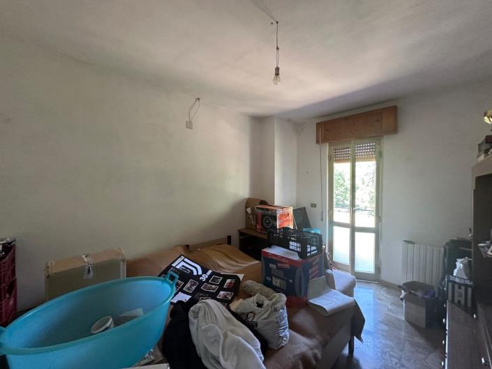 Image No.21-3 Bed Apartment for sale