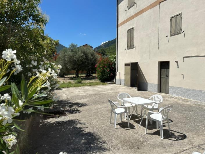 Image No.6-2 Bed Property for sale