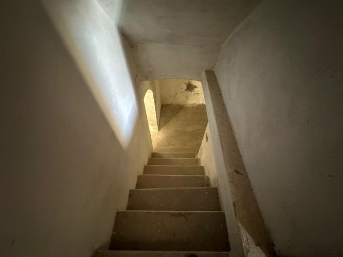 Image No.32-2 Bed Property for sale