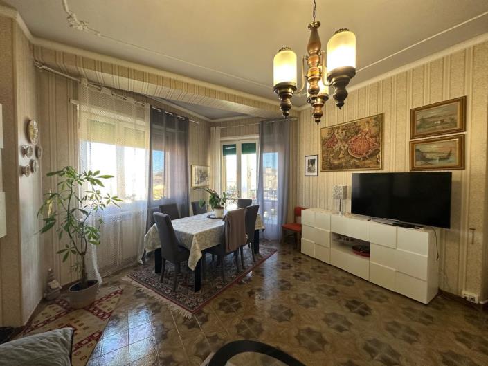 Image No.14-3 Bed Apartment for sale