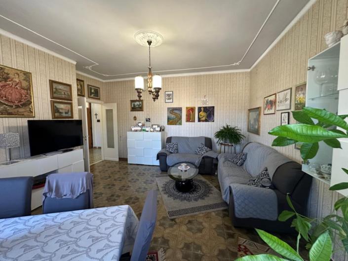 Image No.16-3 Bed Apartment for sale