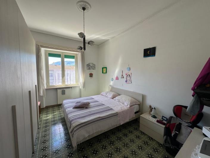 Image No.21-3 Bed Apartment for sale