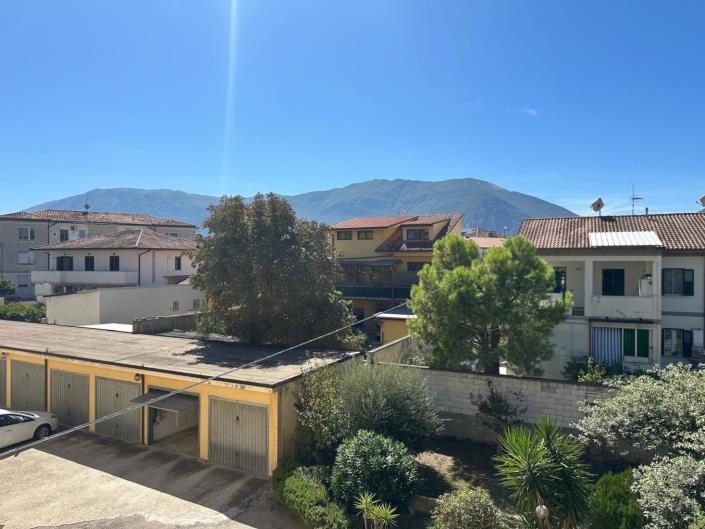 Image No.27-3 Bed Apartment for sale