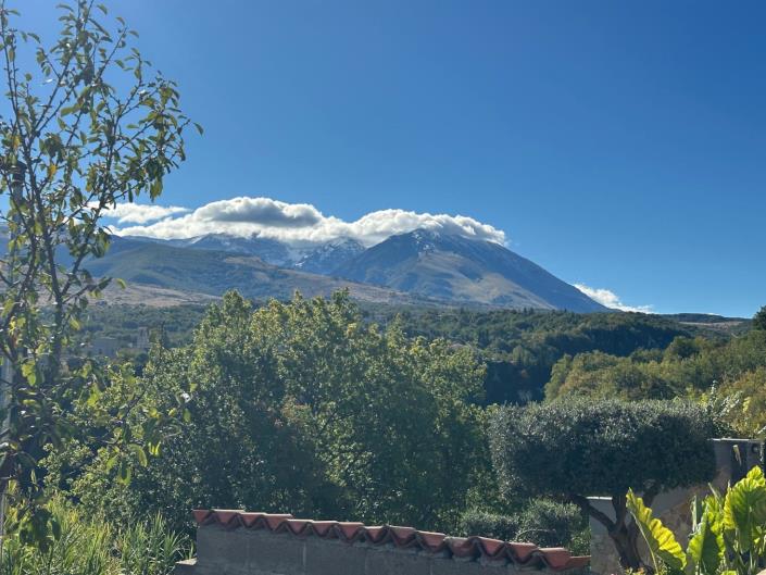 Image No.4-2 Bed Property for sale