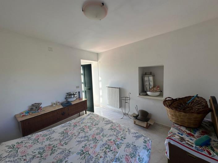 Image No.14-2 Bed Property for sale