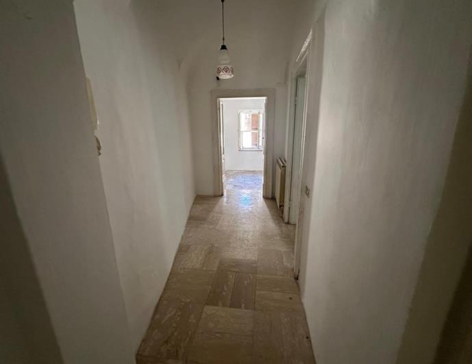 Image No.12-2 Bed Property for sale